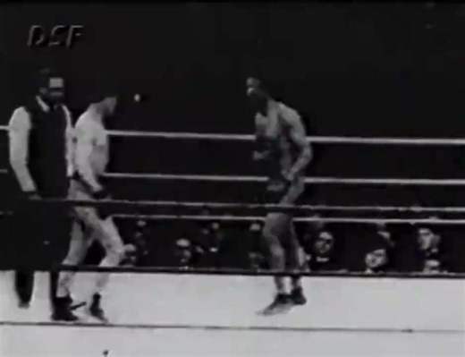 125 years ago, Terry McGovern stopped Joe Gans with a shocking 2nd-round knockout in their scheduled six-round bout — a result that sent shockwaves through the boxing world. The finish was so unexpected that suspicions of a dive immediately followed, and the fallout was severe. Illinois officials reacted by outlawing professional boxing in the state for decades, a ban that wouldn’t be lifted until the mid-1920s. Gans, widely regarded as one of the greatest lightweights who ever lived, saw his re