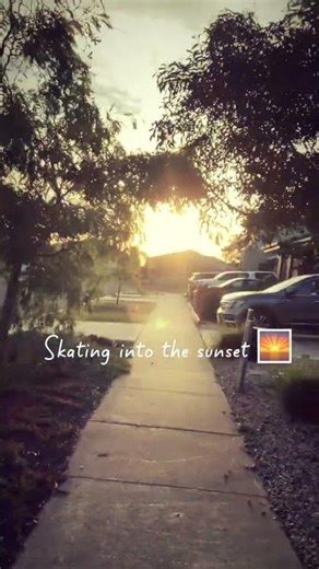 Skating into the sunset 🌅 #makemefamous #aesthetic ￼