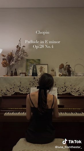 Chopin Prélude in E minor Op.28 No.4 Piano Performance