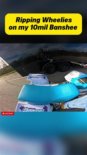 Ripping Wheelies on my 10mil Banshee #banshee #banshee350 #2strokelover #2-stroke #yamaha