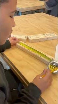 Teaching the fractions of an inch ‪@mrburkescarpentryclassqhs5452‬