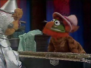 The Muppet Show - When You're Smiling Medley