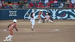 3-RUN BLAST IN EXTRAS 🤯 #NCAASoftball x 🎥 ESPN / Texas Softball | NCAA Softball