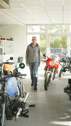 Fahrverhalten von Custom-Bikes und alten Fahrzeugen? In unserem neusten YouTube Video erklärt Dietmar dir, worauf auf es ankommt: https://youtu.be/E0SQqA0m5XI | Sport-Evolution