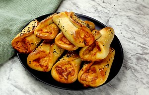 Pizza Roll Ups: the quick, easy appetizer recipe you need to try