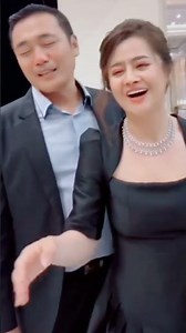 មីងកញ្ញានិងស្វាមី #aoksokunkanha #duet #musicgenre #khmermusic ​​​ #vannda #vannda_វណ្ណដា #music