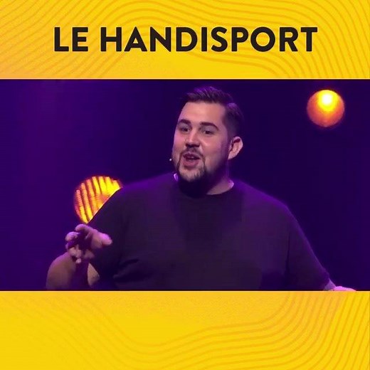 [#Humour] "Artus - Le #handisport" On s'en fout, c'est pas en direct, ça sera coupé au montage, ça reste entre nous. 🤣 Artus, de son vrai nom Victor-Artus Solaro, est un #humoriste et #comédien français. #Sport #Paralympique #Paralympics #Handicap #Disability 🎥 Montreux Comedy | Coeur Handisport