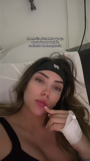 Ya estoy colapsando aquiii 🏥 me deja lit morir jajaja #hospital #emergencia #ghosting #contenido