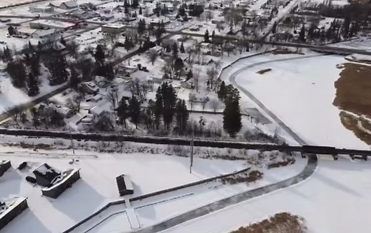 Riverbend Skate Path | Outdoor Winter Ice Skating in MN