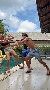 268K views · 10K reactions | Sparring day vibes with brothers 藍臘‍♀️ Going live on TikTok later today, follow me and come join! Last night was funny lol Name : dakotaddd | Dakota Ditcheva - Athlete | Facebook