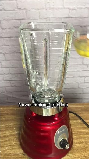 BOLO DE MILHO DE LATA NO LIQUIDIFICADOR MUITO FÁCIL E RÁPIDO DE FAZER - Receitas da Regina