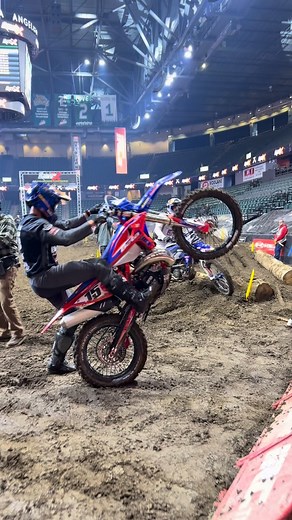 25K views · 1.9K reactions | Track is gnarly out here in Seattle. Time to clock in⛏️ | Max Gerston | Facebook