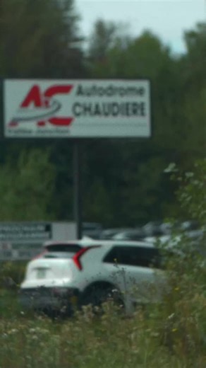 Ce n’est pas un spectacle de Monster Trucks, c’est le MONSTER SPECTACULAR! Plus de 50 ans de passion, 3 générations et des millions d’amateurs de sensations fortes! Voici un résumé de notre dernier week-end à l’ @autodrome_chaudiere de Vallée-Jonction! On termine cette incroyable tournée 2025 demain à l’ @autodromegranby avec une formule double! Vous ne voulez PAS manquer ça! Comme dirait notre animateur @yazanimateur, are you ready???💥😎 | Monster Spectacular