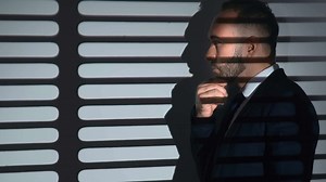 Ex-CIA officer explains alternative trade networks and gray market transactions in crisis situations