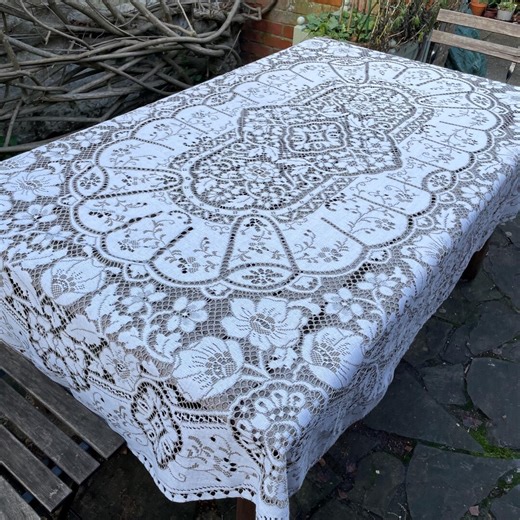 Vintage Cotton Lace Tablecloth Table Covering Tablecloth Nottingham Lace NL15 - Etsy Canada