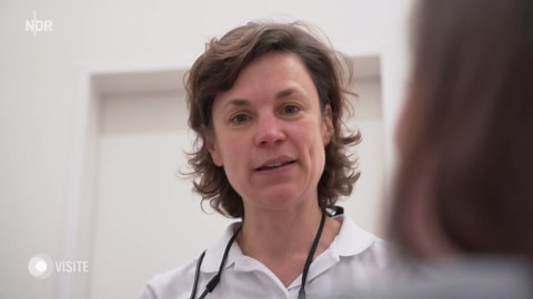 Gefährliche Parodontitis: Mit Zahnseide und Ölziehen gegen Herzinfarkt und Schlaganfall