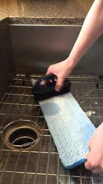 Cleaning the Norwex Wet Mop Pad
