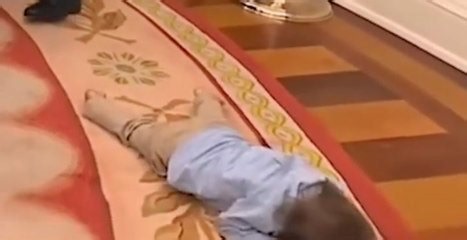 Toddler throwing tantrum in White House steals show during Trump announcement
