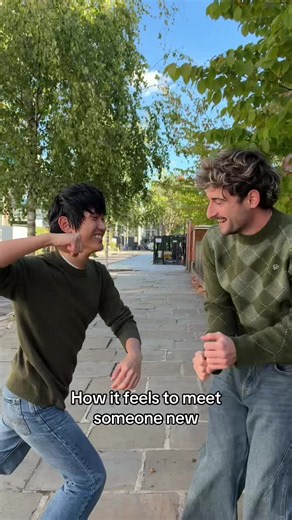 @ItalianBach I don’t know how they do it in your country I’m sorry #charleshsu #comedyvideo #italianbach #london