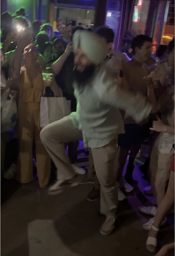 Spring Break Party in La Placita de Santurce