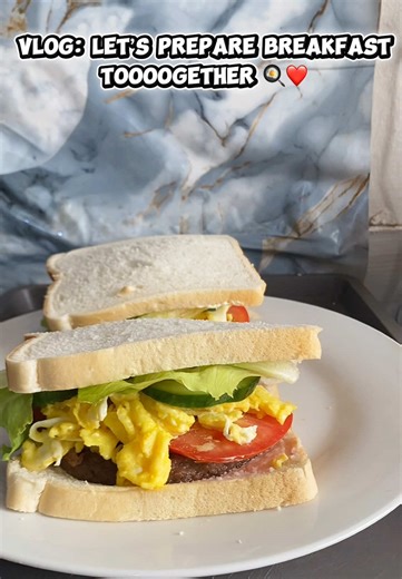 Preparing Breakfast Together: A Simple Vlog