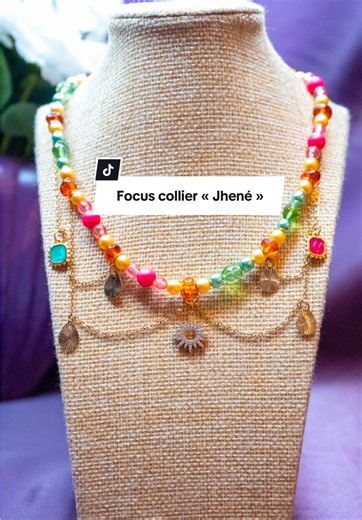 💿 Et si ton album préféré devenait un bijou ? Si tu veux aussi ton bijou inspiré de ton album préféré, écris “perles” en commentaire 💬 #bijouxfaitmain #upcycling #creationunique #jheneaiko #colorful