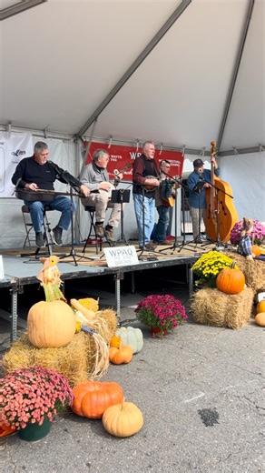 We have had some great bluegrass, old time, and gospel music today on the WPAQ Bandstand today, and there’s more to come tonight until 9pm and tomorrow as well, 1-5! #wpaq740am #ontheair #since1948 | WPAQ 740 AM 106.7 FM The Voice of the Blue Ridge