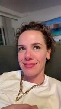 Friends #duet #men #usa #hockeyteam #menshockey #lockerroom #friends #joke #laugh #misogyny #sick