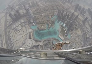 Take a Look Inside the Burj Khalifa