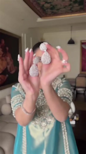 Customize Your Pakistani Outfits to Perfection