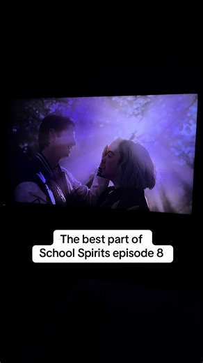 Please just confirm that season 4 is in the making and @milomanheim is coming back 🩷 #schoolspirits #maddieandwally #milomanheim