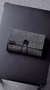 mophie Snap multi-device travel charger. Available now with the best price in Egypt and one year warranty. Shop now: https://incredideals.co/products/mophie-snap-multi-device-travel-charger-black | IncrediDeals