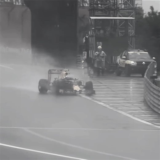 O Leão Holandês em um de seus saves #maxverstappen #f1 #verstappen #formula1 #fy #fyp #fypシ