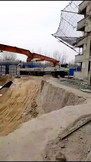 Perry on Instagram: "Three-stage relay pumping, which is a good scientific way. Communicate about concrete mechanical requirements and pumping solutions. Welcome to communicate with our professional team, more than 20 years of industry experience, to serve every customer. #Pump truck #Concrete machinery #Concrete pump Construction machinery #Construction machinery #Heavy machinery"