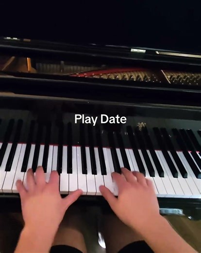 Play Date. #piano #pianocover #melaniemartinez #playdate #pianomusic