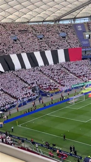 Torcida rozgrzewa się przed finałem | Górnik - Raków