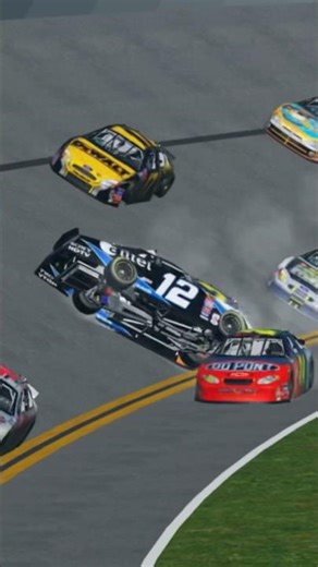 Last year’s rookie of the year… #pummutalladega #roblox #nascar