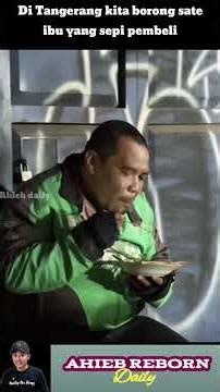 In Tangerang, we bought up the satay from a woman whose sales were slow #ahiebreborn #burongdagangan