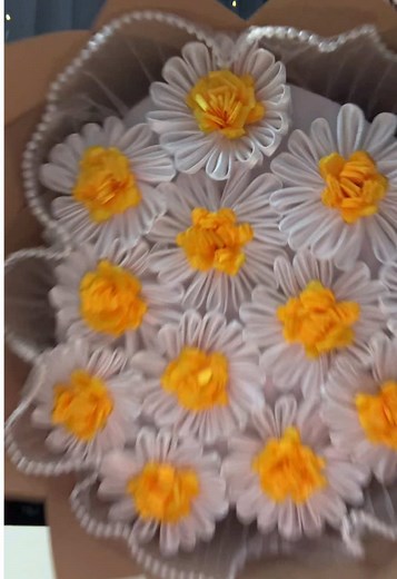 Create a Beautiful Daisy Bouquet Tutorial