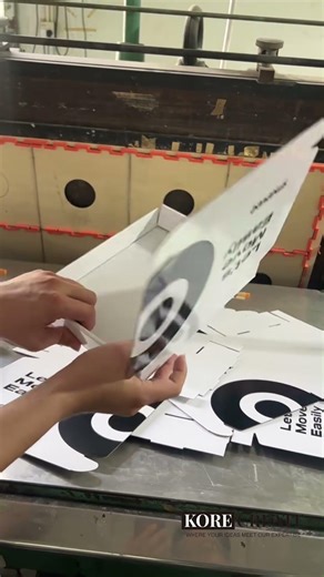 Effortless Assembly: Custom Airplane Box Packaging | Speed & Precision