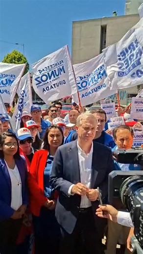 Nuestros candidatos por el Distrito 20 junto a José Antonio Kast en Concepción. Francesca MUÑOZ Diputada Distrito 20 K-103 Diputado Roberto Arroyo K-104 Antaris Varela K-105 Jessica Flores K-106 Gabriel Torres K-107 | Partido Cristiano de Chile