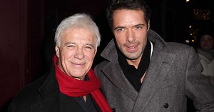 Nicolas Bedos raconte comment il a aidé son père Guy Bedos à mourir