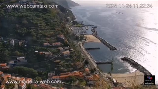 Calheta Beach, Madeira Island, right now. Watch people swimming and enjoying the clear waters, with golden sands and gentle waves creating a perfect seaside scene. Watch our live webcam anytime to follow what’s happening 24/7 https://www.madeira-web.com/en/webcams/calheta-beach-livecam.html #madeiraisland #madeirawebguide #calhetasbeach☀🌴🏊✌🐚🌊 #calheta #calhetabeachlivewebcam | madeira-web.com