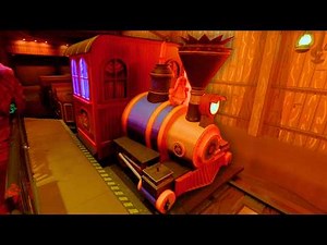 ALONE on Mickey and Minnie's Runaway Railway - Disneyland Park | 4K 60FPS POV