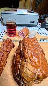 2M views · 33K reactions | Kolacja jak z dawnych lat – PRL i miłość w powietrzu...#prl #history #hobby #humor #metaldetecting | Odkrywca Historii | Facebook