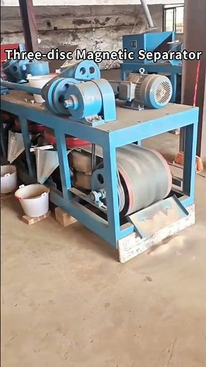 Disc magnetic separator operation: sorting tantalum, tin ore, titanium iron ore, monazite.