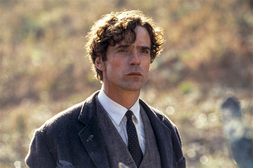 Legendary Actor, 76, Proves He's a 'True Genius' in Recent Video