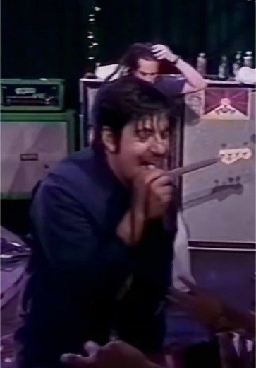 Deftones - Knife Prty (Live at Arcadia, Santa Monica, CA, 2000) #Deftones #KnifePrty #SantaMonica #USA #AlternativeMetal 🎸🤘