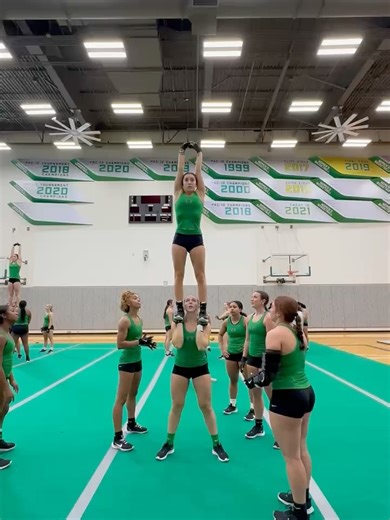 ⭑ mar ⭑ on Instagram: "Fall term finale 🍁"