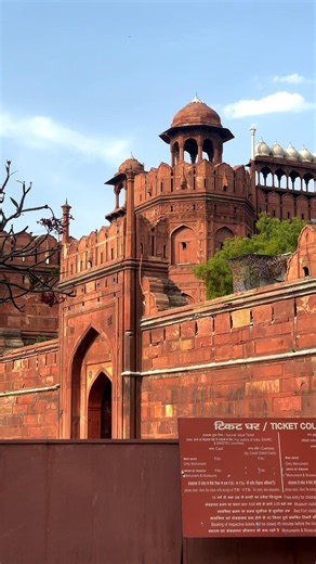 Inside view of Lal qila 🫣